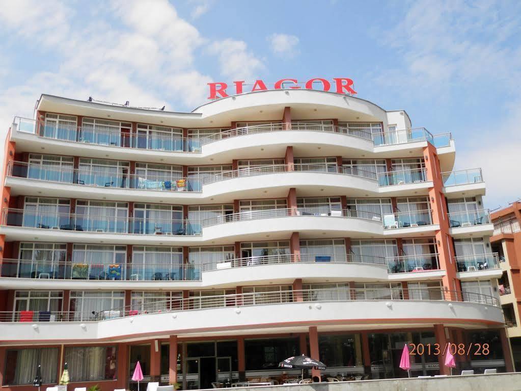Hotel Riagor Slăntjev Brjag Exteriör bild