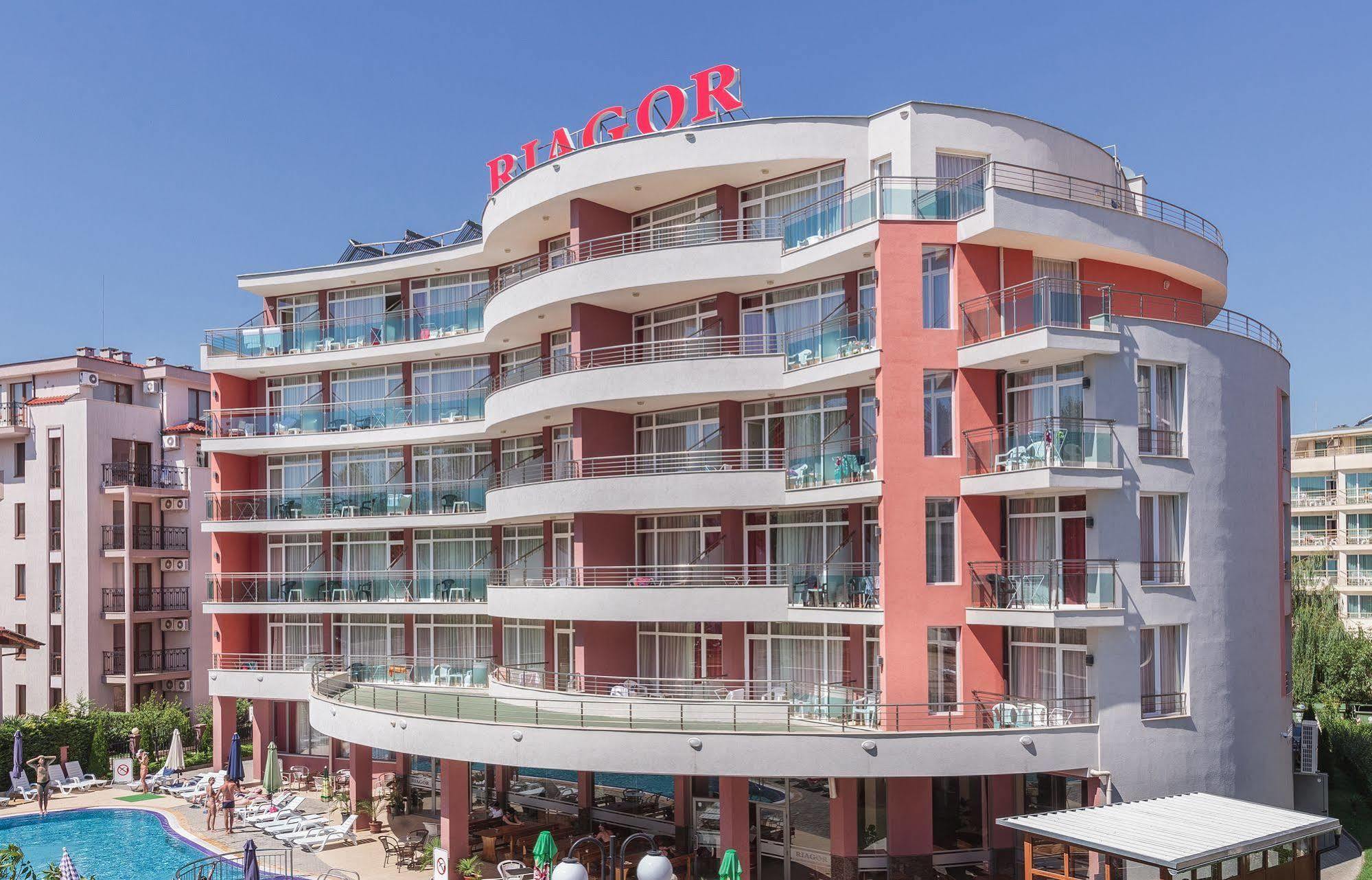 Hotel Riagor Slăntjev Brjag Exteriör bild